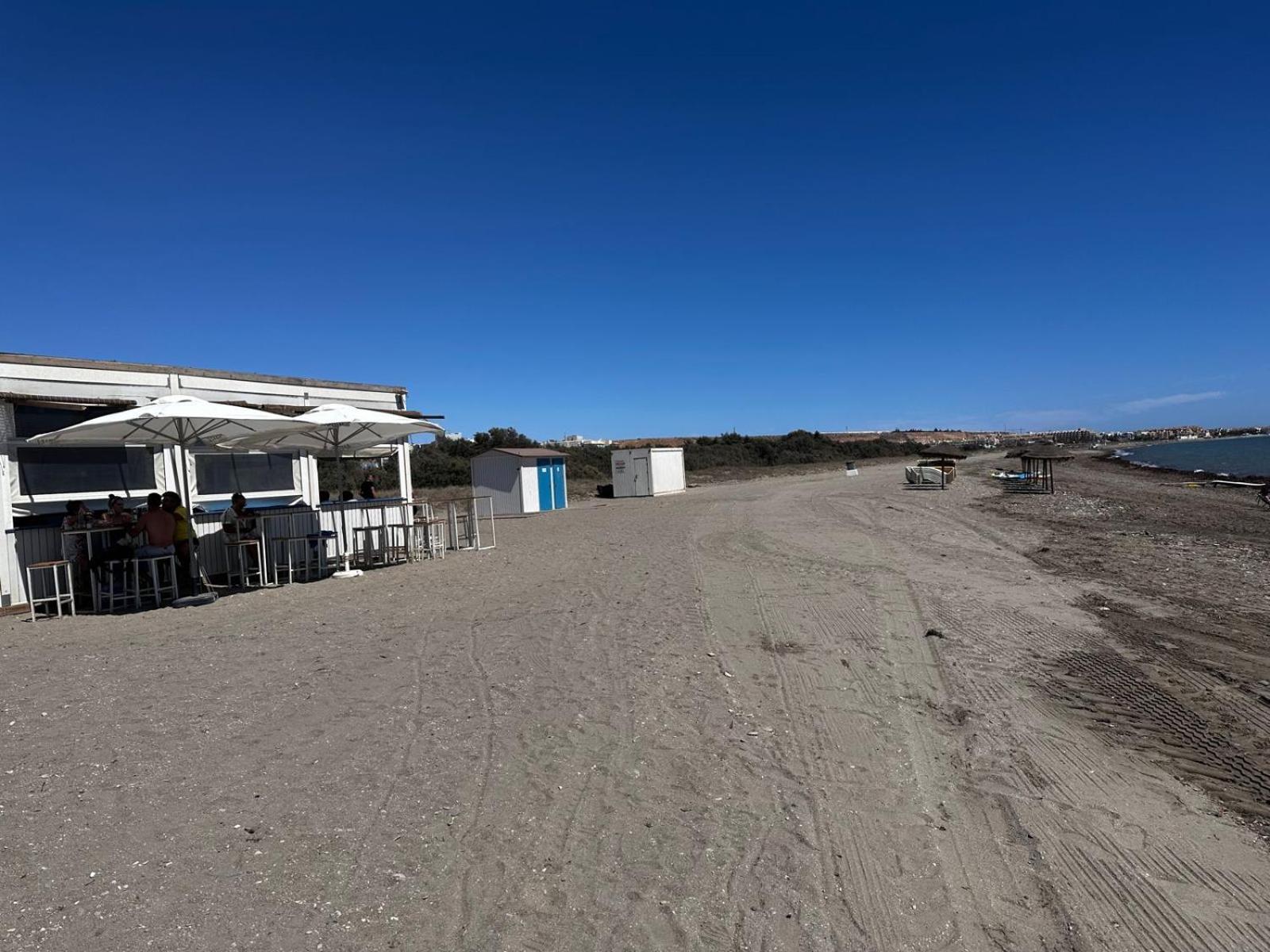 Luxurious Spacious Three Bedroom Apartment On Beachfront 알메리마르 외부 사진
