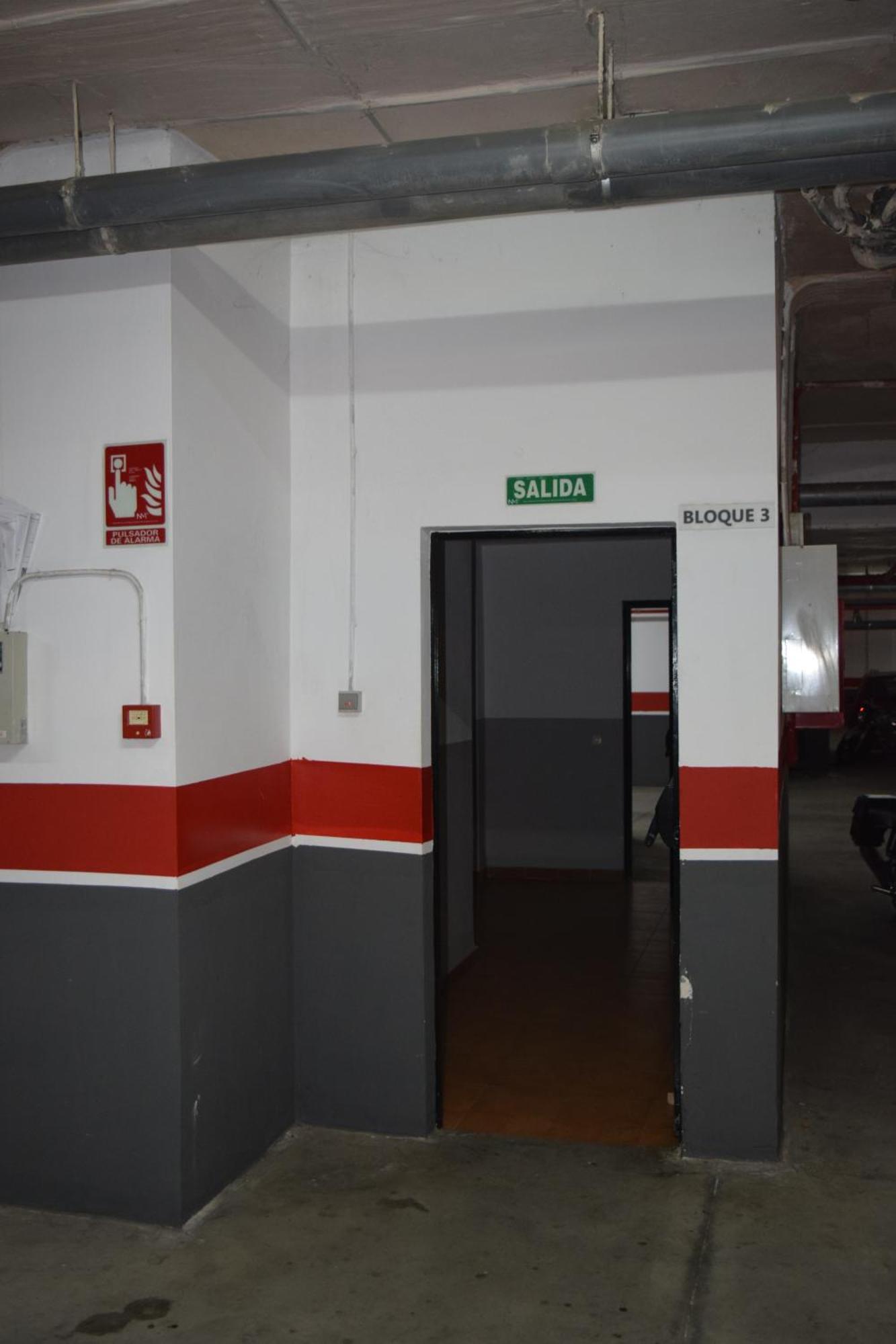 Luxurious Spacious Three Bedroom Apartment On Beachfront 알메리마르 외부 사진
