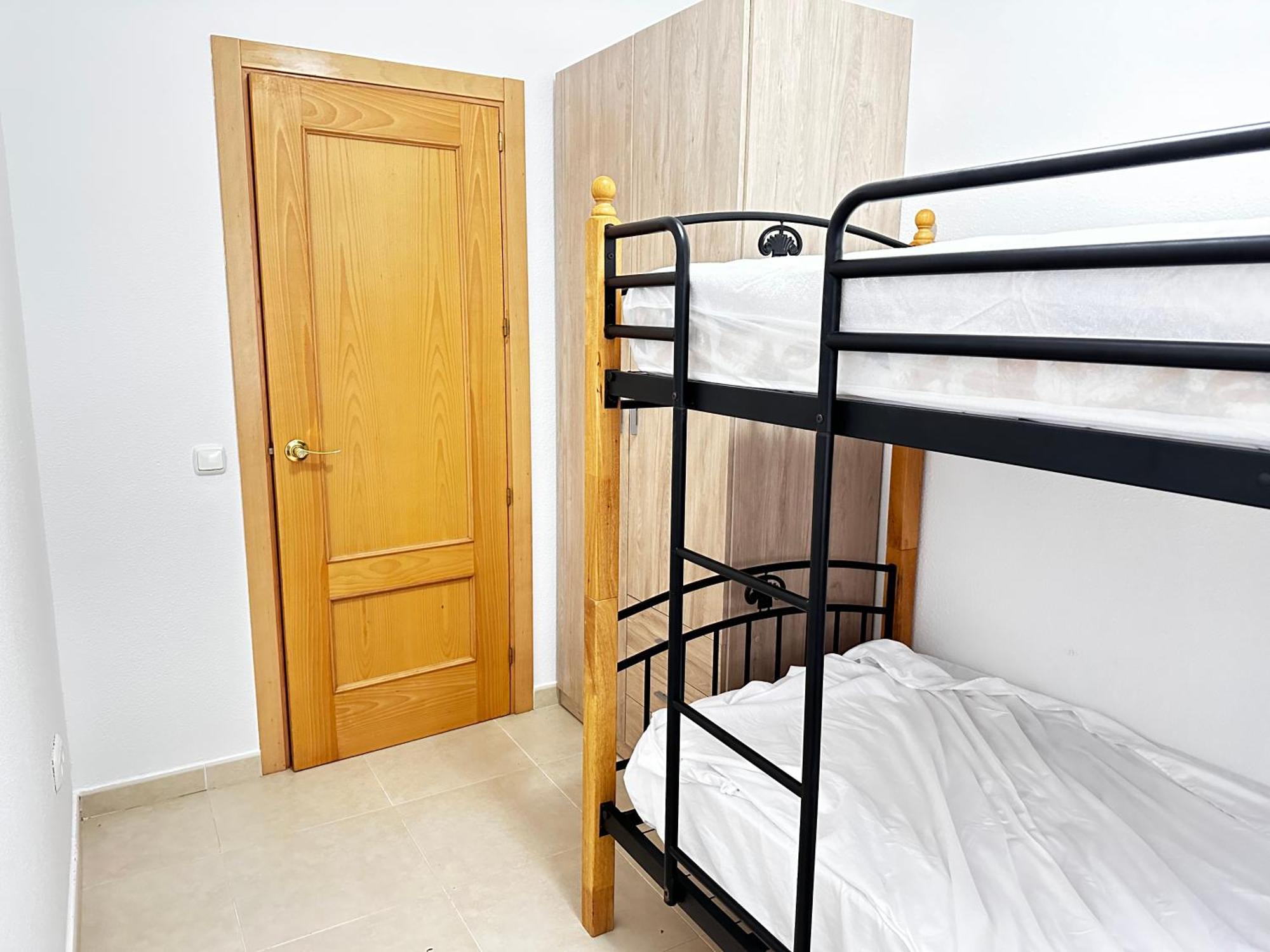 Luxurious Spacious Three Bedroom Apartment On Beachfront 알메리마르 외부 사진