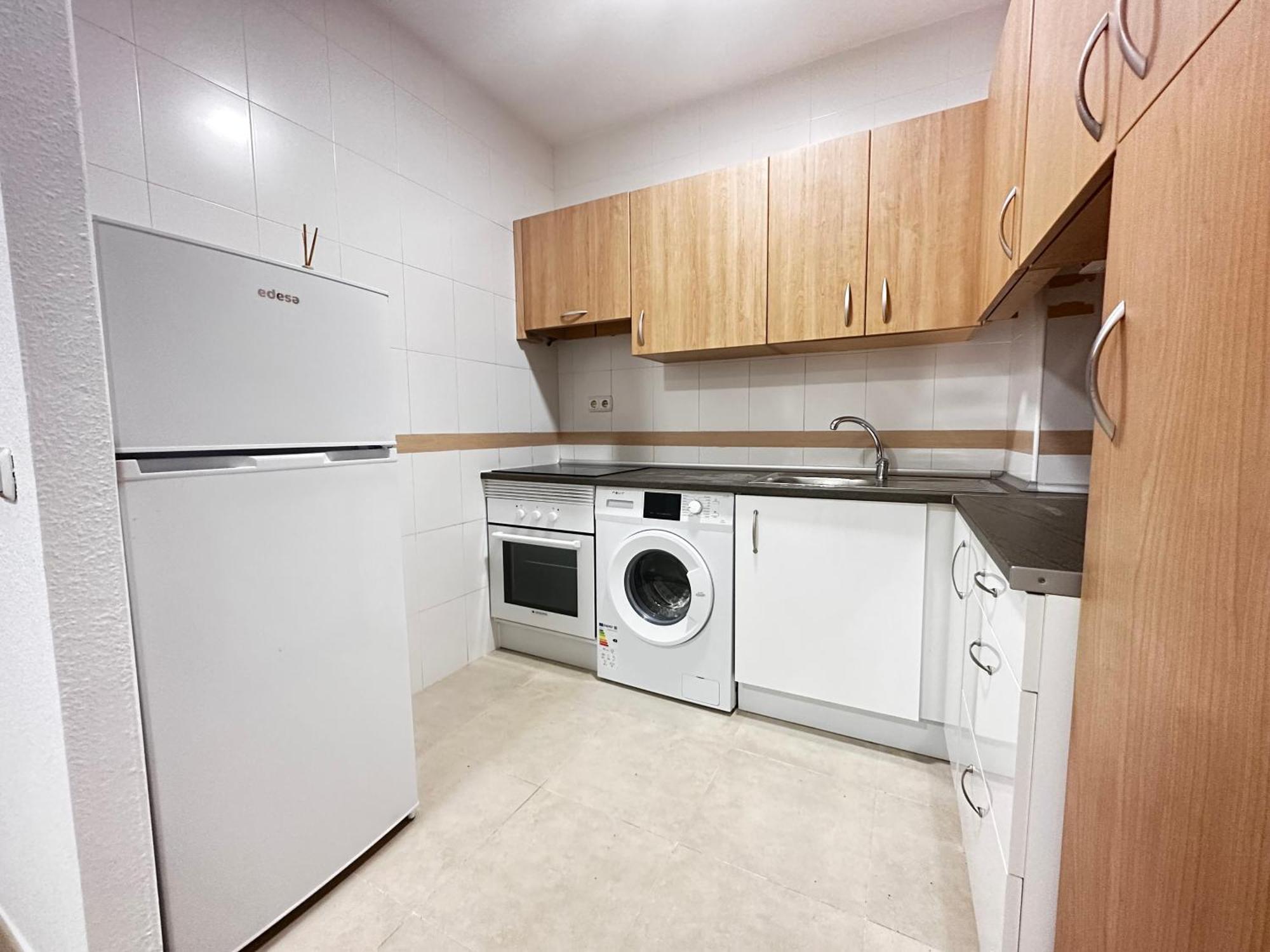 Luxurious Spacious Three Bedroom Apartment On Beachfront 알메리마르 외부 사진