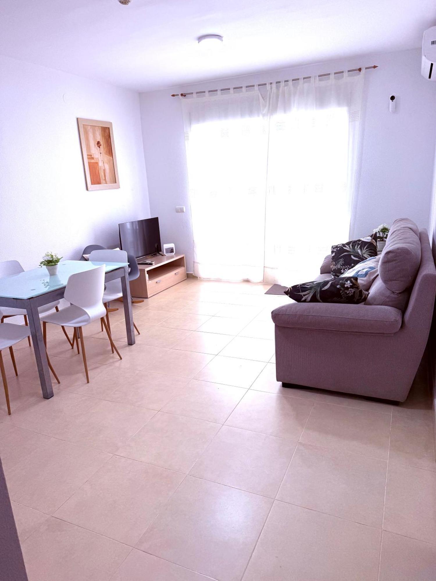 Luxurious Spacious Three Bedroom Apartment On Beachfront 알메리마르 외부 사진